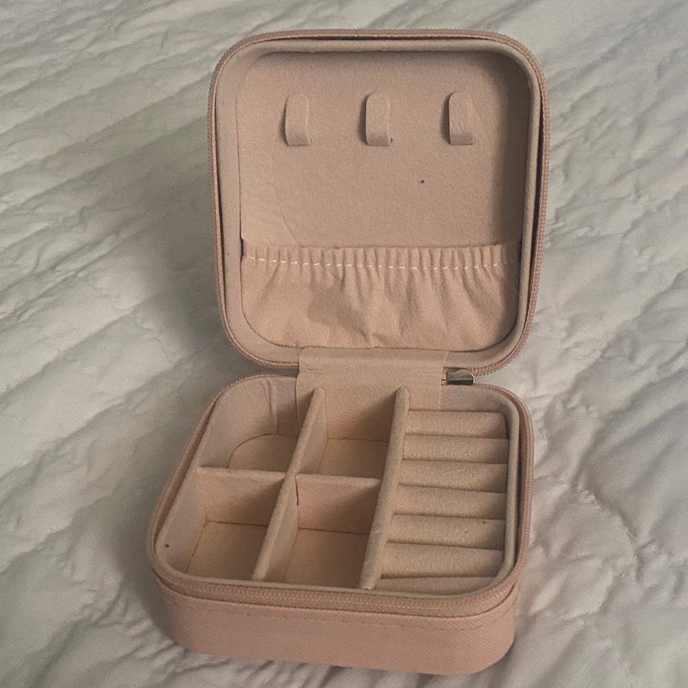 Elegant Pink Jewelry Storage Box
